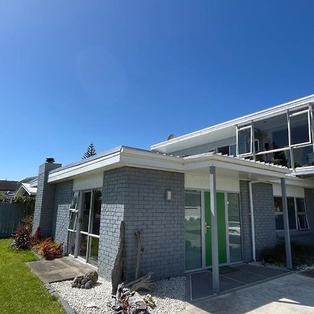 Green Door - One Bedroom Apartment Whakatane Bagian luar foto